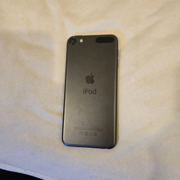 Ipod touch 6th Generation 128gb Space Grey. - Picture 2 of 7